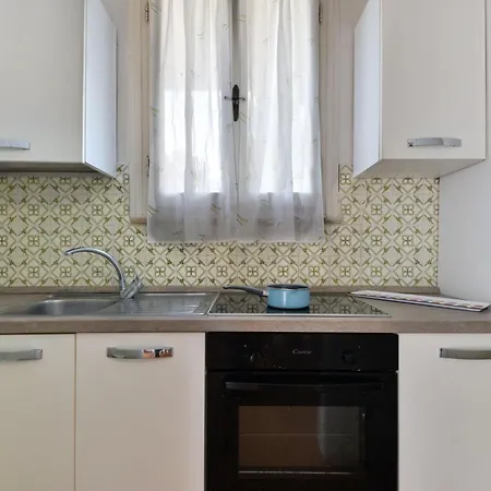 La Roccia By Interhome דירה קאבו