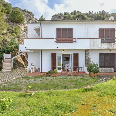 דירה La Roccia By Interhome קאבו